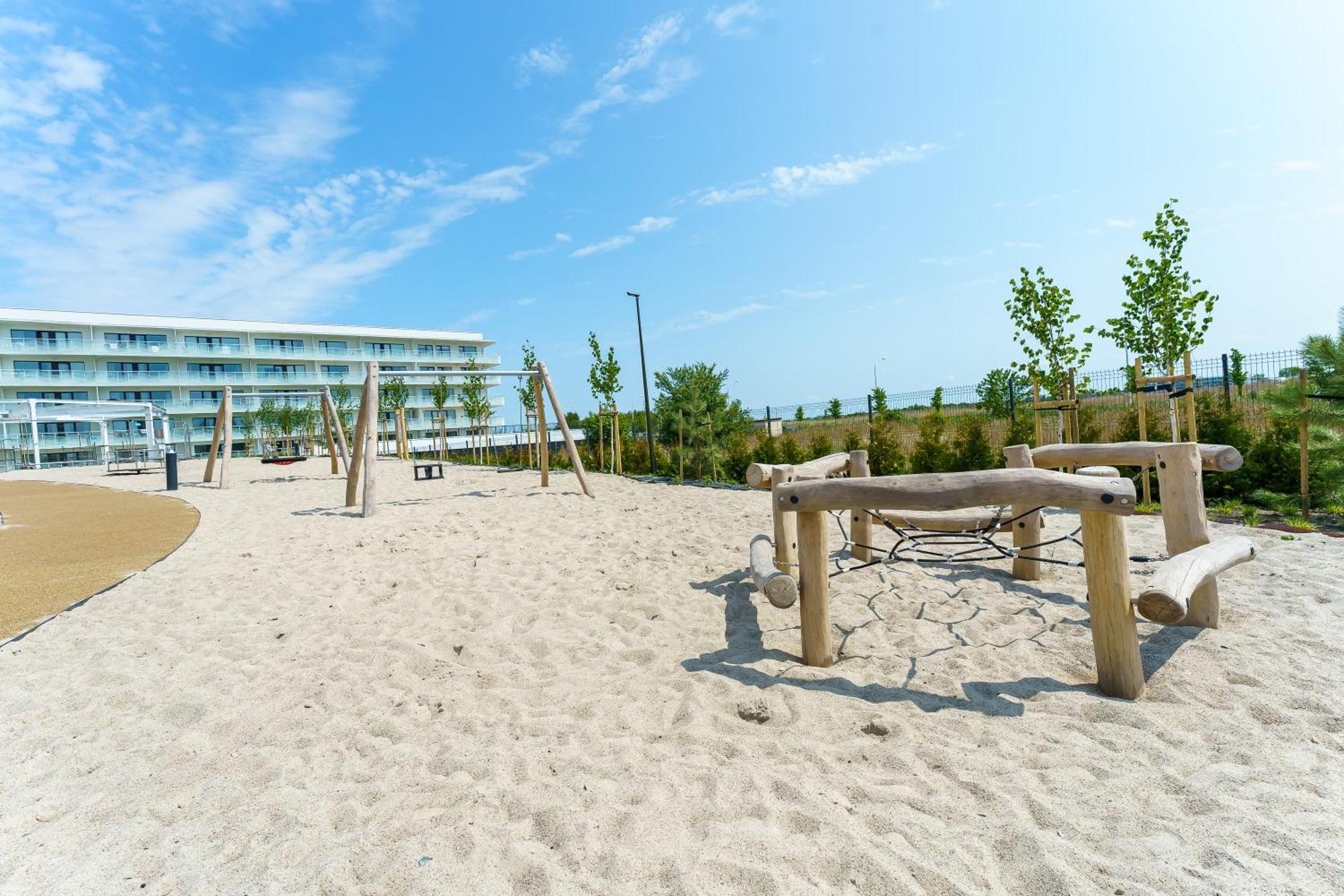 Polanki Aqua Apartment Kolobrzeg Bagian luar foto